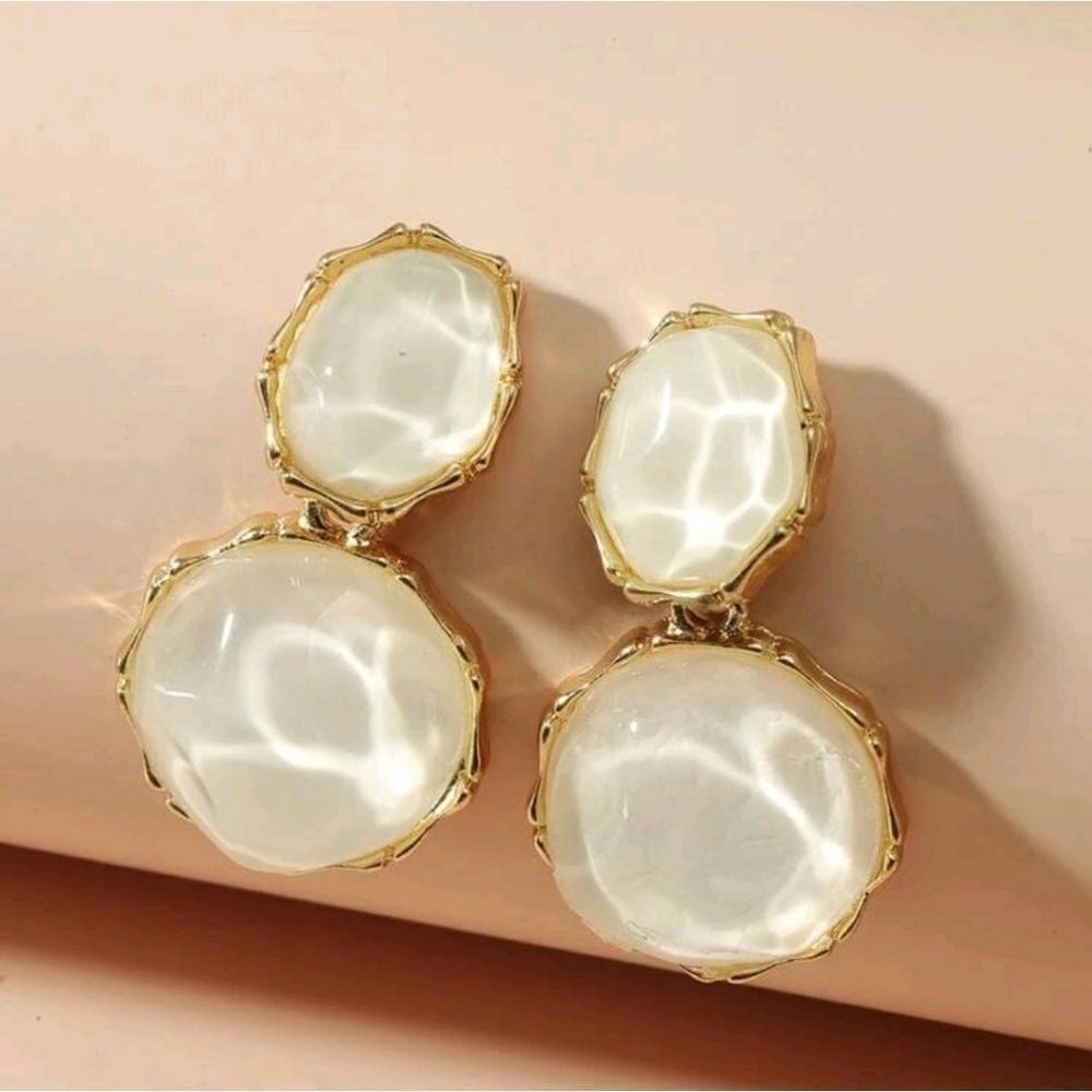 Round Milky White Gold Resin Drop Charm Earrings